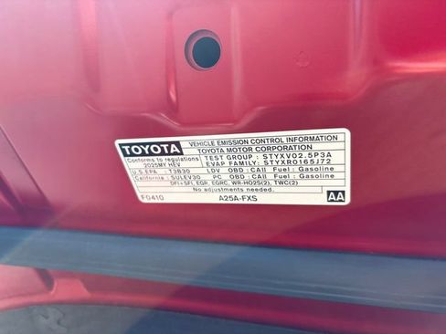 Certified 2025 Toyota Camry SE FWD image 10