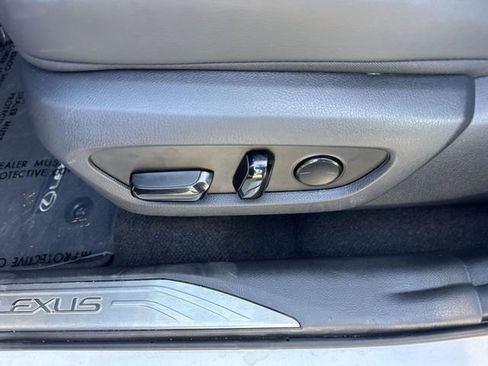 Used 2025 Lexus NX 250 FWD w/ Towing Package (2000 Lbs) image 12