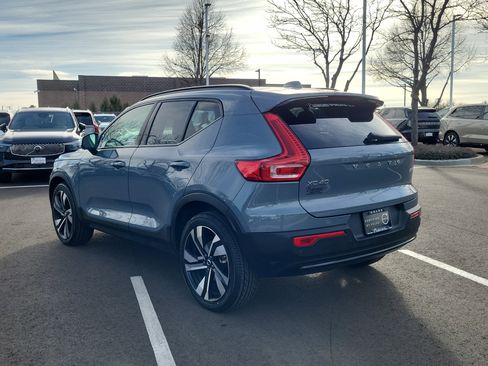 Certified 2023 Volvo XC40 B5 Ultimate w/ Protection Package Premier image 3