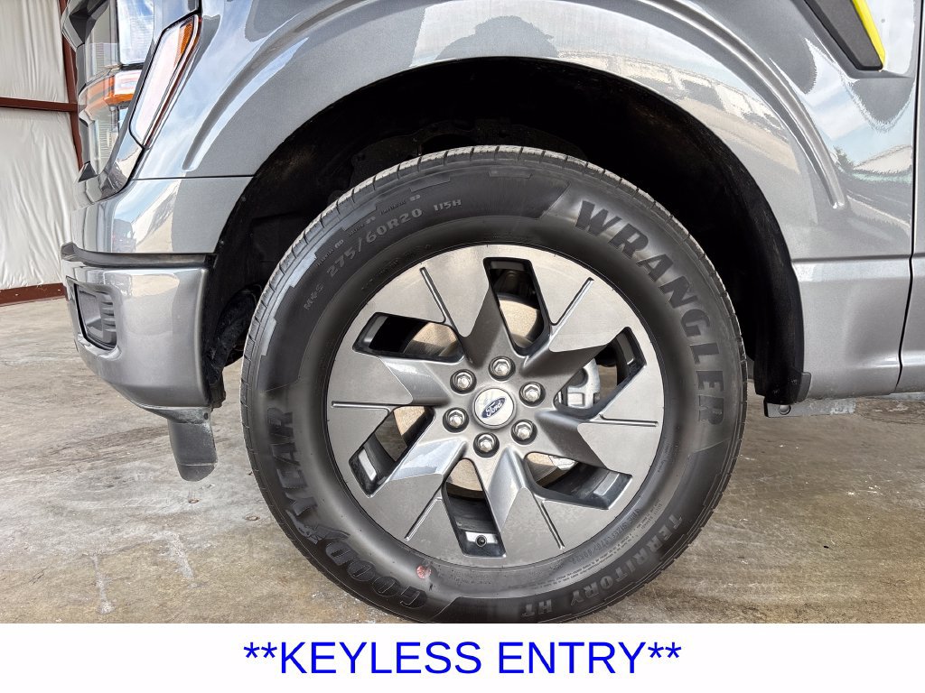 Used 2025 Ford F150 STX w/ Equipment Group 200A RWD image 9