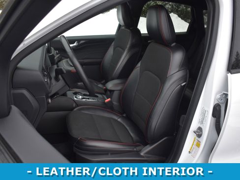 Used 2023 Ford Escape ST-Line image 8