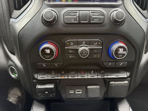 Used 2020 Chevrolet Silverado 1500 LT Trail Boss image 14