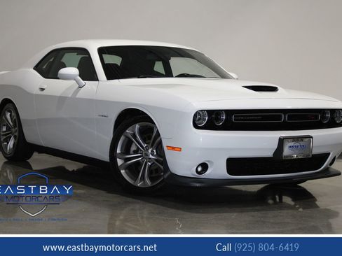 Used 2020 Dodge Challenger R/T image 1
