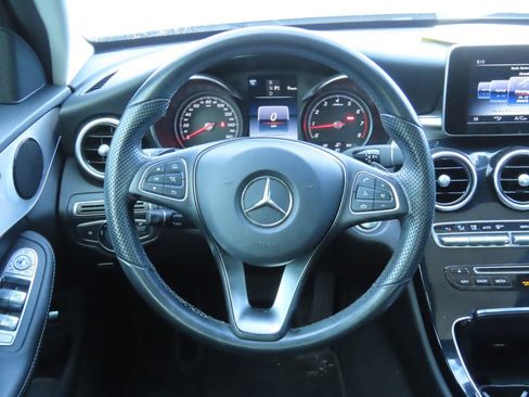 Used 2016 Mercedes-Benz C 300 4MATIC Sedan image 6