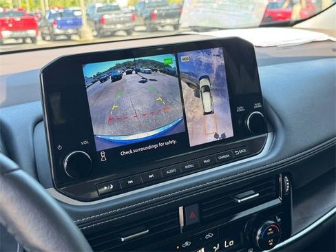 Used 2023 Nissan Rogue Platinum w/ Platinum Premium Package image 25