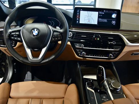 Used 2023 BMW 540i xDrive w/ Premium Package AWD/4WD image 12