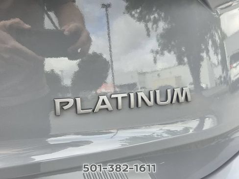 Certified 2025 Nissan Rogue Platinum w/ Platinum Premium Package FWD image 14