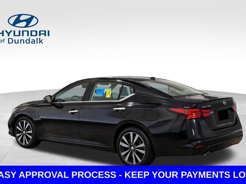 Used 2022 Nissan Altima 2.5 SV FWD image 2
