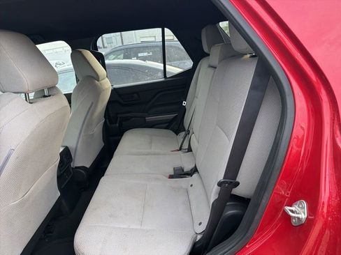 Used 2025 Toyota 4Runner SR5 RWD image 3