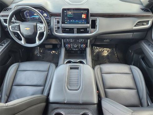Used 2024 Chevrolet Tahoe LT w/ Luxury Package RWD image 27