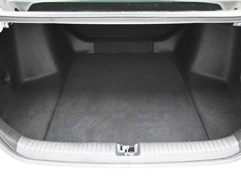 Used 2023 Honda Accord LX image 9