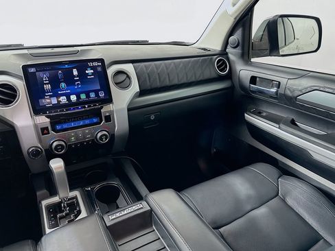 Used 2018 Toyota Tundra Platinum image 24