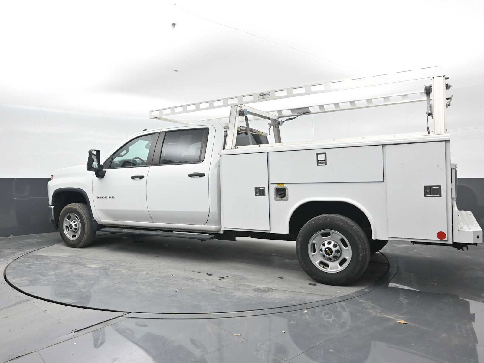 Used 2023 Chevrolet Silverado 2500 W/T w/ WT Convenience Package RWD image 2