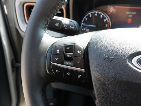 Used 2024 Ford Maverick Lariat w/ FX4 Off-Road Package AWD/4WD image 24