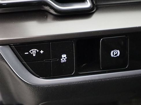 Used 2024 Kia Sportage EX FWD image 22