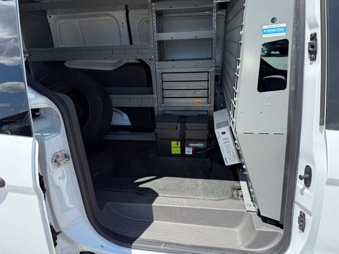 Used 2020 Ford Transit Connect XLT FWD image 22