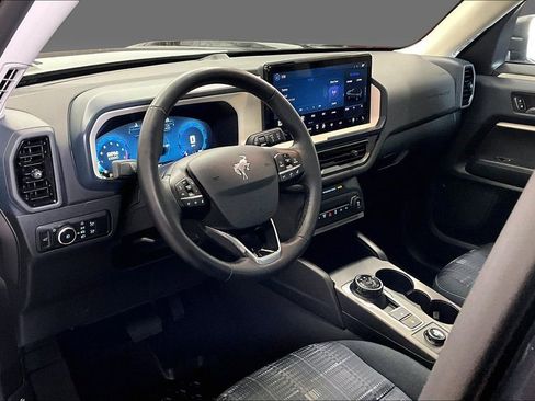 Used 2025 Ford Bronco Sport Heritage w/ Convenience Package image 7