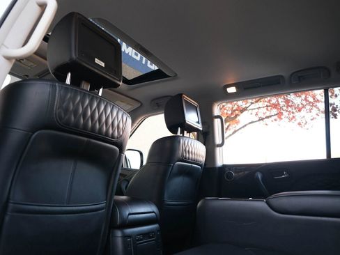 Used 2018 INFINITI QX80 4WD w/ Deluxe Technology Package image 24