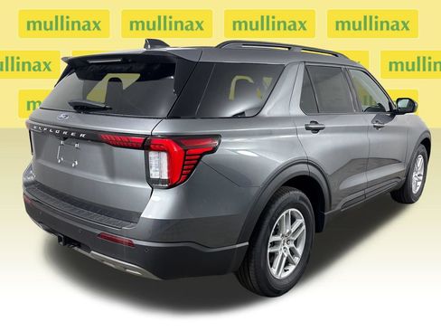 New 2026 Ford Explorer Active w/ Active Comfort Package RWD image 4
