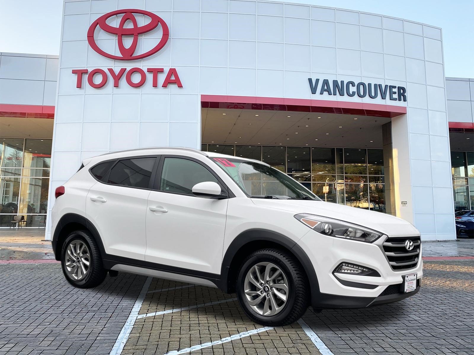 Used 2017 Hyundai Tucson SE w/ SE Popular Package 02 AWD/4WD image 1