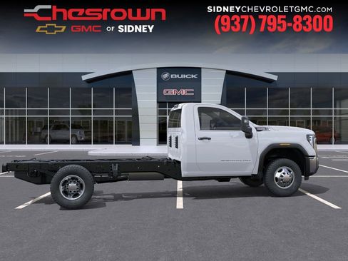 New 2026 GMC Sierra 3500 Pro w/ Fleet Convenience Package AWD/4WD image 5