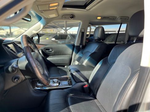 Used 2017 INFINITI QX80 Base image 31