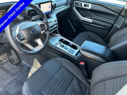 Used 2021 Ford Explorer XLT image 10