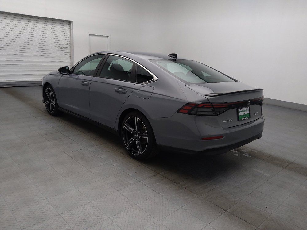 Used 2023 Honda Accord Sport image 3