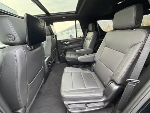 Used 2024 Chevrolet Tahoe LT w/ Luxury Package image 39