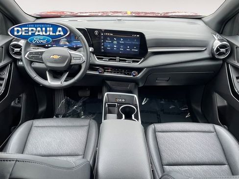 Used 2025 Chevrolet Equinox LT w/ Convenience Package II AWD/4WD image 13
