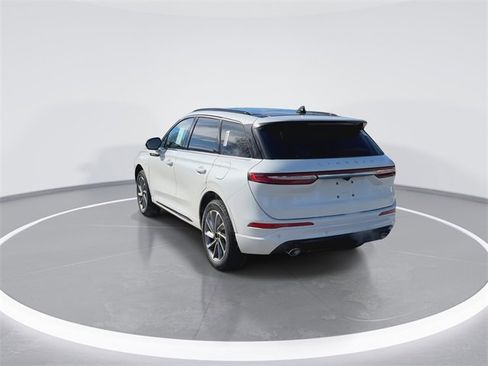 New 2026 Lincoln Corsair Grand Touring image 7