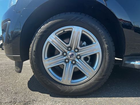 Used 2021 Ford Expedition XLT image 31