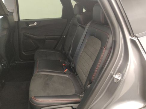 Used 2021 Ford Escape SEL w/ SEL Stealth AWD Package image 18