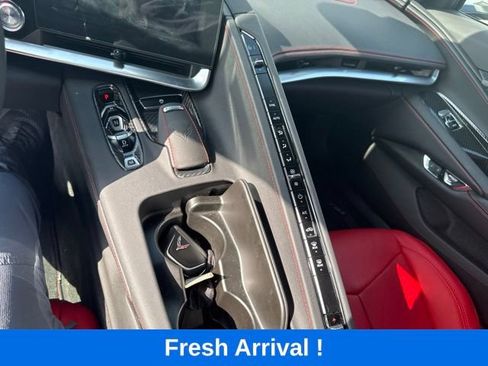 Used 2025 Chevrolet Corvette E-Ray AWD/4WD image 7