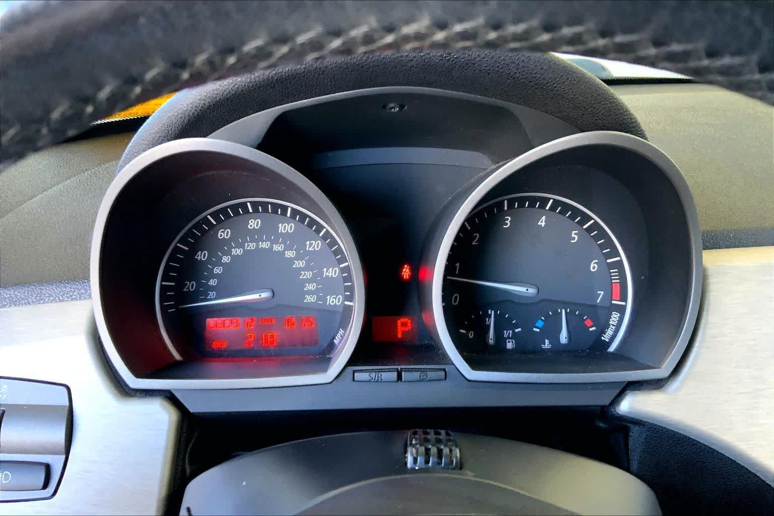 Used 2004 BMW Z4 3.0i RWD image 19
