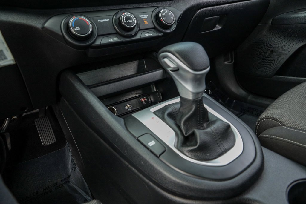 Used 2024 Kia Forte LXS FWD image 31