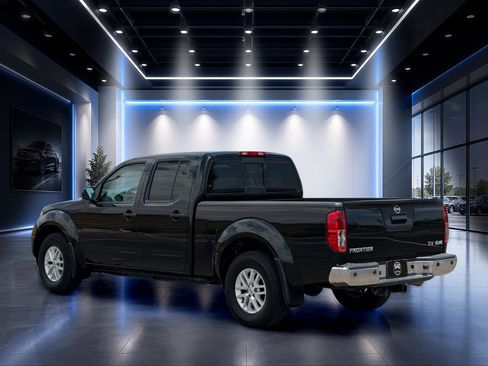 Used 2021 Nissan Frontier SV AWD/4WD image 7
