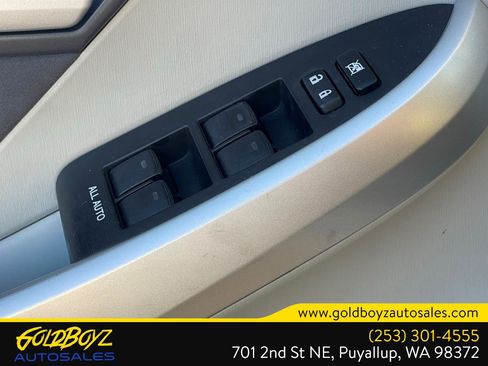Used 2010 Toyota Prius FWD image 21