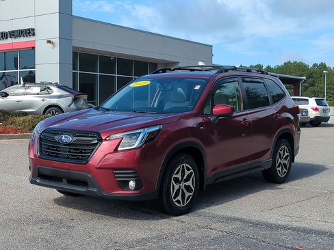 Used 2023 Subaru Forester Premium AWD/4WD image 7