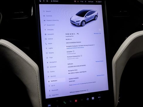 Used 2020 Tesla Model X Long Range image 24