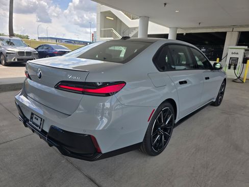 New 2026 BMW 740i w/ Executive Package RWD image 3