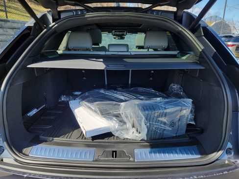 New 2026 Land Rover Range Rover Velar S image 13