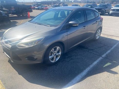 Used 2014 Ford Focus SE image 3