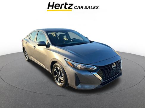 Used 2025 Nissan Sentra SV image 1