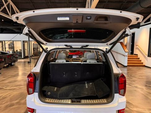 Used 2020 Hyundai Palisade Limited image 24