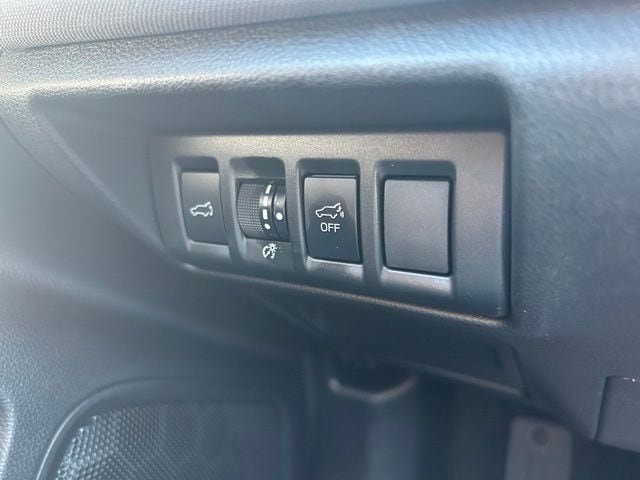 Used 2025 Subaru Outback Premium AWD/4WD image 21