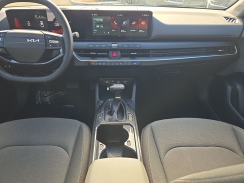 Certified 2025 Kia K4 FWD image 14