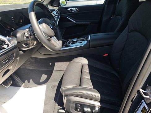 Used 2026 BMW X5 xDrive40i w/ M Sport Package AWD/4WD image 3