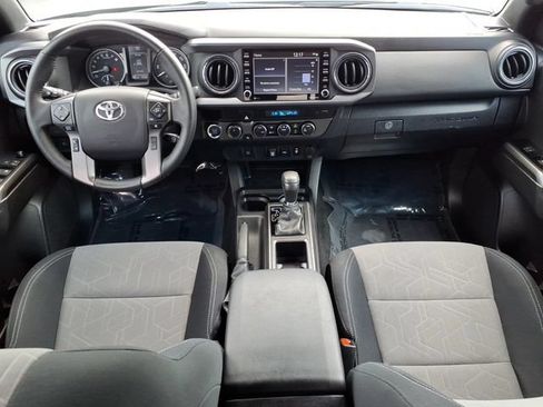 Certified 2023 Toyota Tacoma TRD Off-Road AWD/4WD image 13