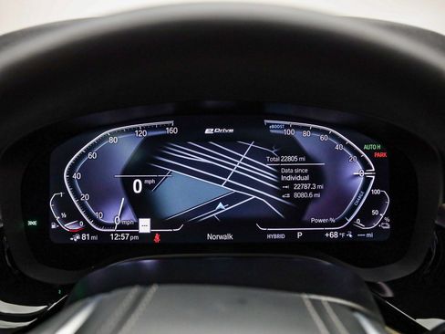 Certified 2023 BMW 530e w/ Premium Package image 26